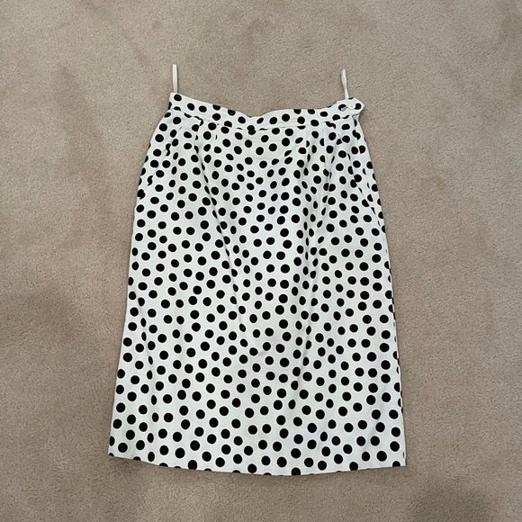 YSL Suit Set (Polka Dot) - Picture 5 of 7